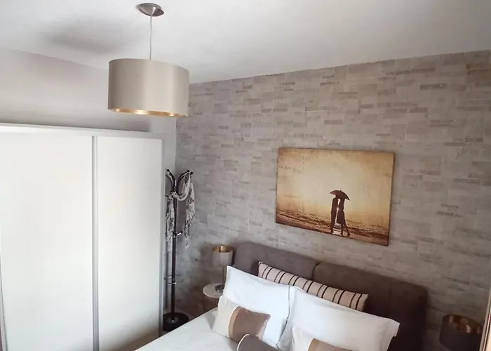 Euphoria Apartament *