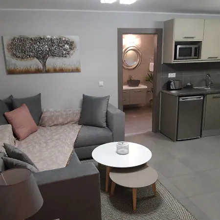 Apartment Euphoria