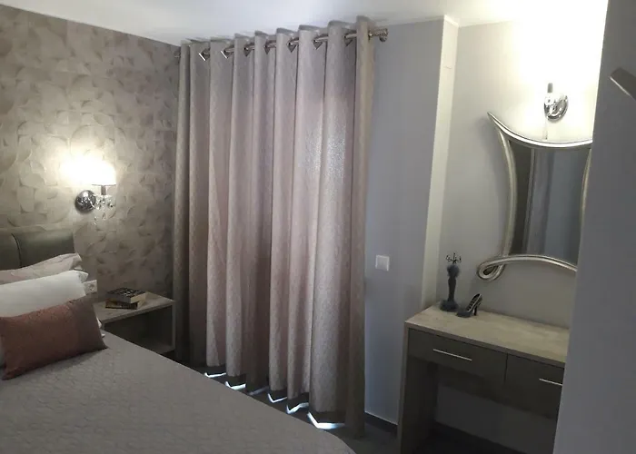 Euphoria Apartment *