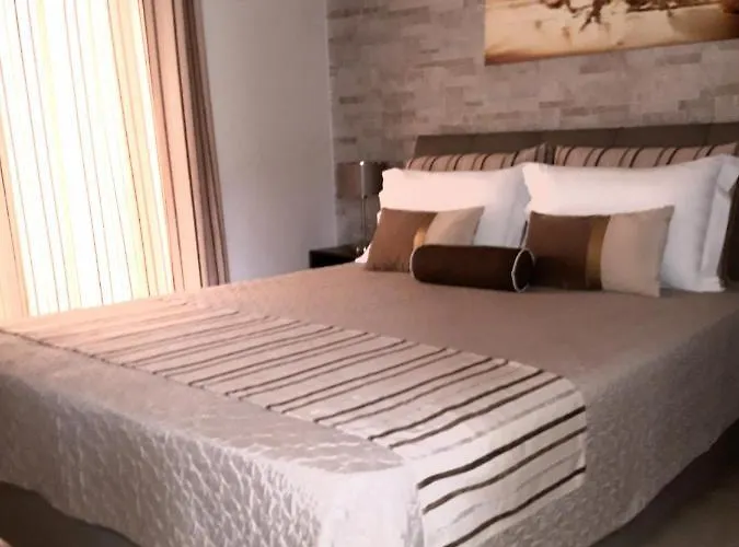 Euphoria Apartment Skiathos Town